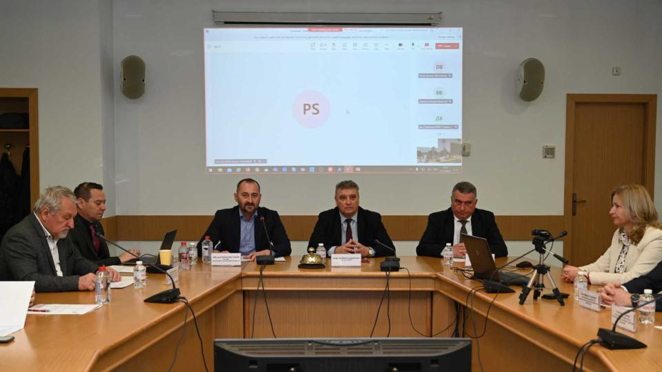 В УНСС се проведе семинар на тема „Енергийно осигуряване в съвременната среда за сигурност на Република България“